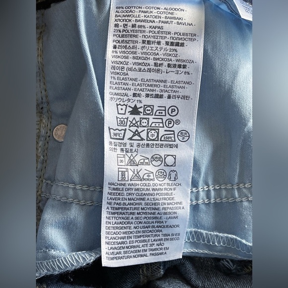 Levi’s Demi Curve Mid Rise Boot Cut Dark Wash Denim Jeans 14 - Picture 13 of 14